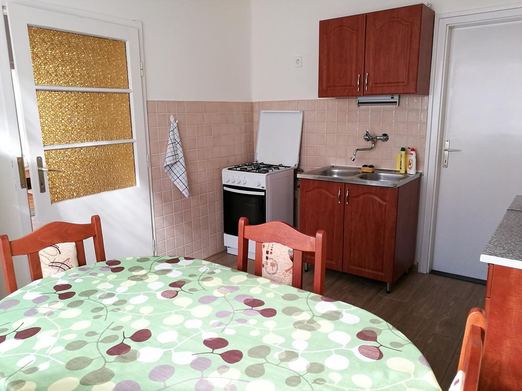Fagyoengy Apartment Sarvar Exterior photo