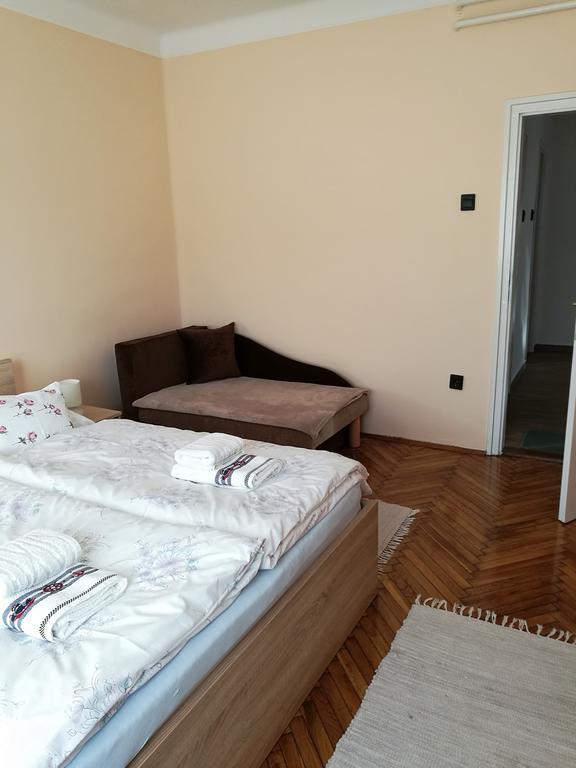 Fagyoengy Apartment Sarvar Exterior photo